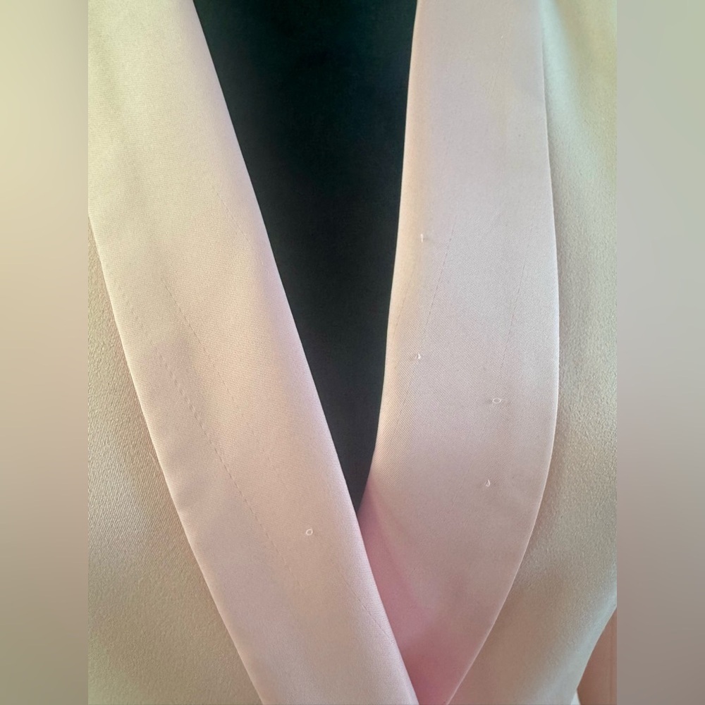Elegant Pink Double-Breasted Women's Blazer - Picture 5 of 5